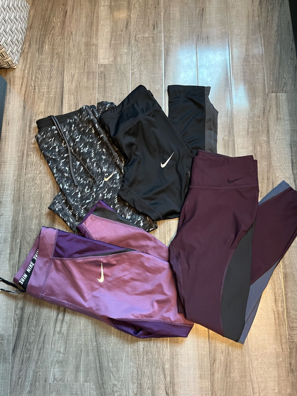 BUNDLE Nike leggings